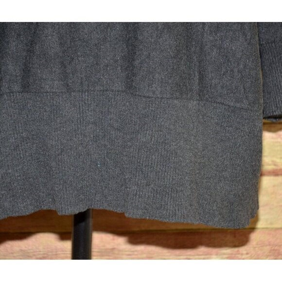 Cable & Gauge Women's Gray Studded 3/4 Dolman Sleeves Sweater Top Plus Size 2X - Picture 4 of 12